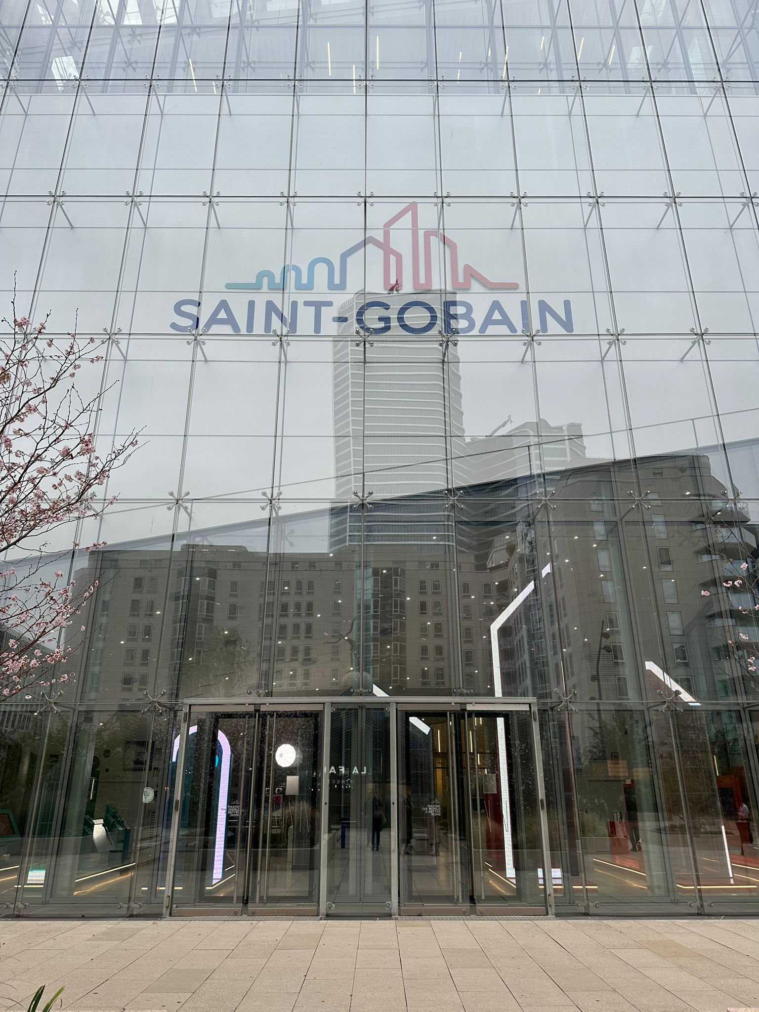 SAINT-GOBAIN